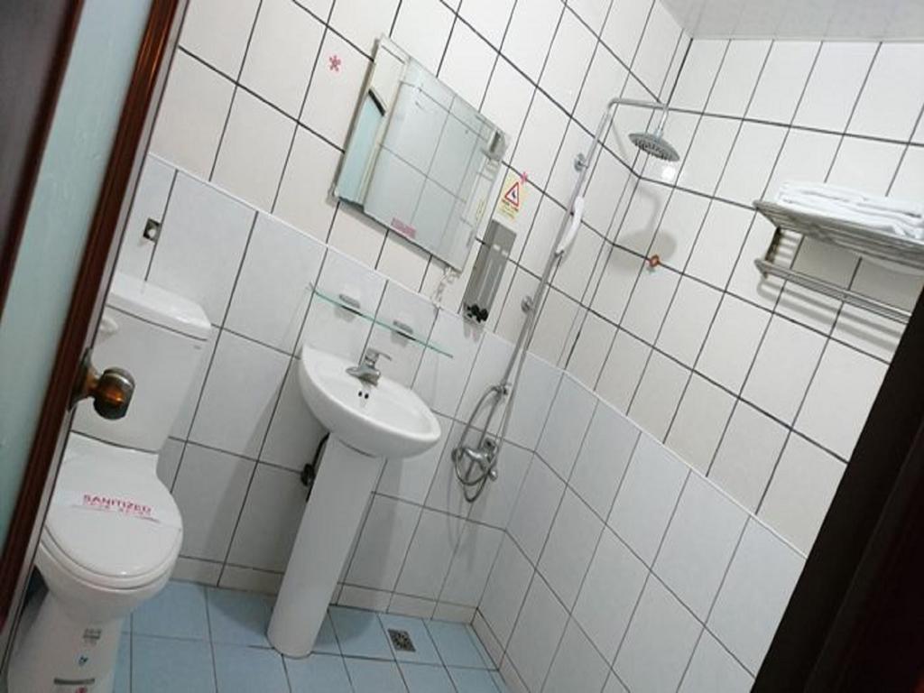 Puti Commercial Hotel Longtan Exteriör bild